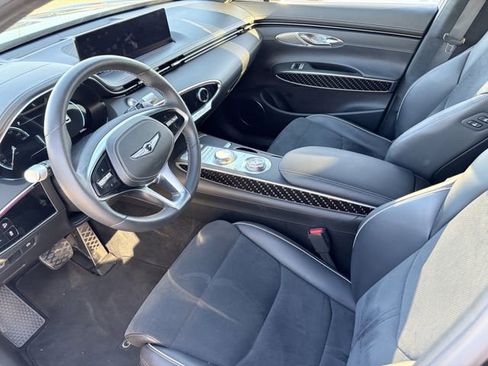 Used 2022 Genesis GV70 3.5T Sport w/ Sport Prestige Package AWD/4WD image 3