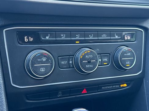 Certified 2021 Volkswagen Atlas SE image 21