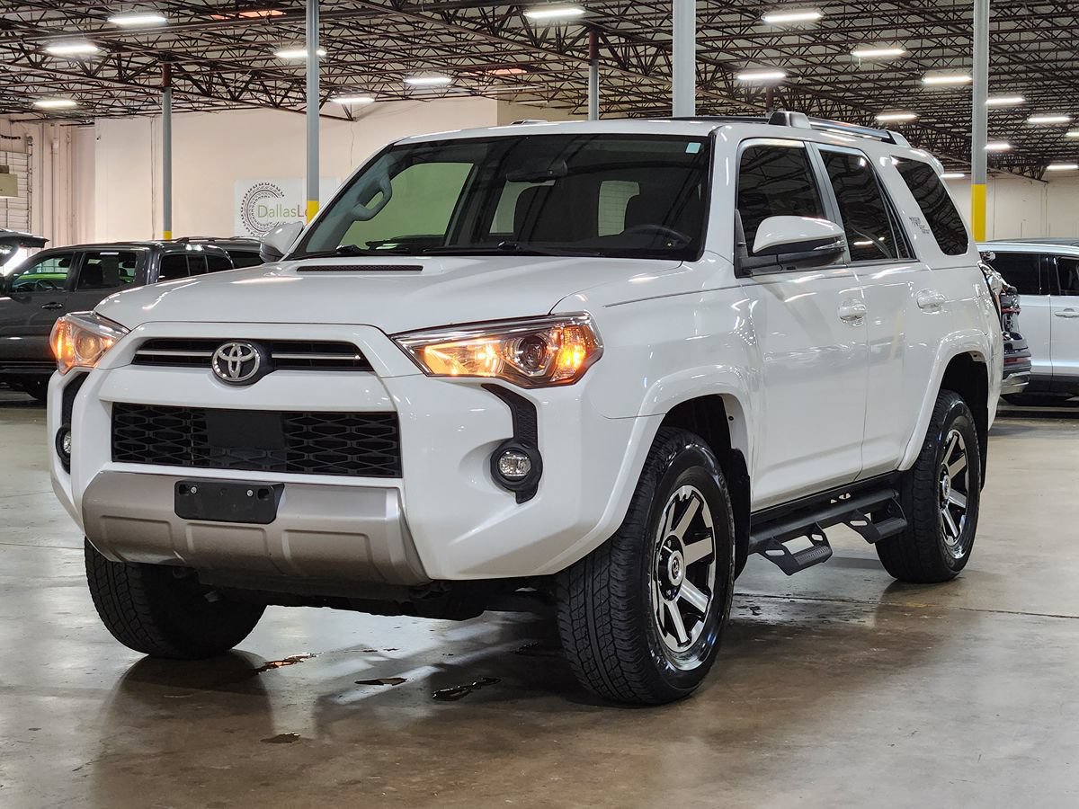 Used 2021 Toyota 4Runner TRD Off-Road Premium AWD/4WD image 4