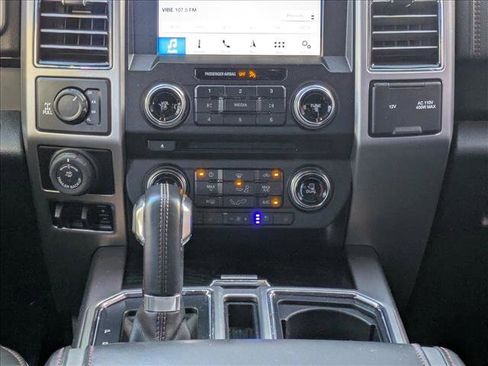 Used 2018 Ford F150 Platinum w/ Equipment Group 701A Luxury image 21