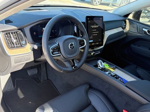 New 2026 Volvo XC60 B5 Ultra w/ Protection Package Premier image 13