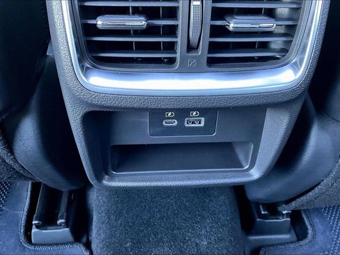 Used 2025 INFINITI QX55 Luxe w/ Cargo Package image 32