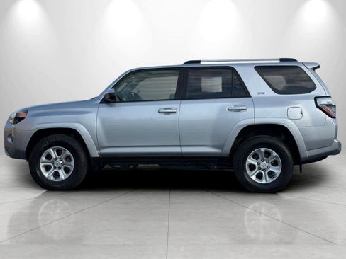 Used 2024 Toyota 4Runner SR5 image 5