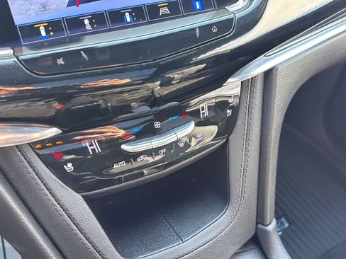 Used 2024 Cadillac XT6 Sport w/ Technology Package AWD/4WD image 35