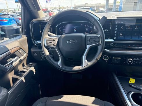 Used 2026 Chevrolet Silverado 2500 LT w/ Trail Boss Package AWD/4WD image 17