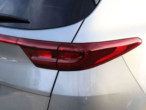 Used 2021 Kia Sportage LX image 32