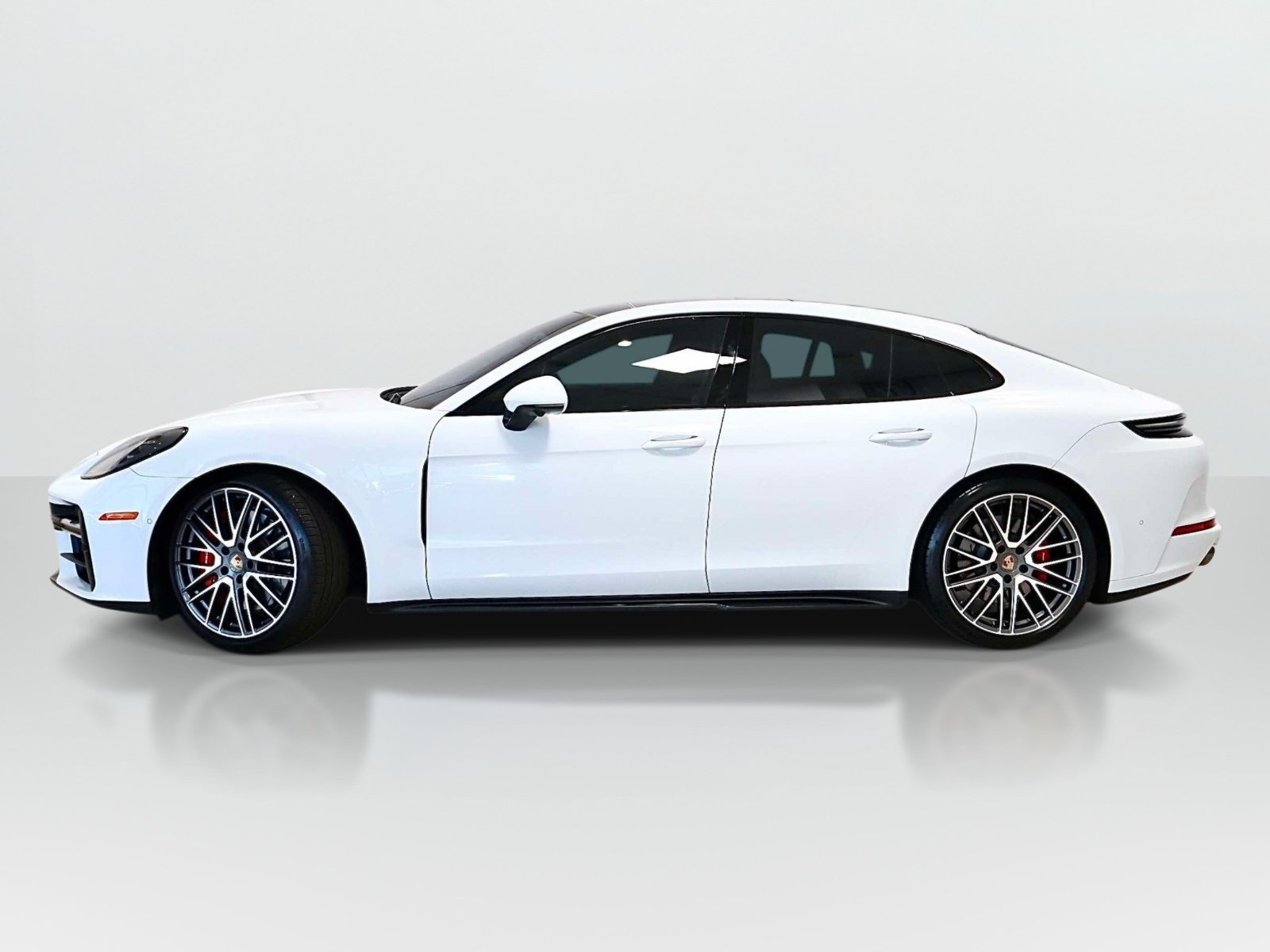 Used 2026 Porsche Panamera GTS AWD/4WD image 2