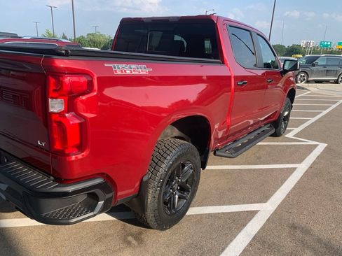 Used 2020 Chevrolet Silverado 1500 LT Trail Boss AWD/4WD image 6