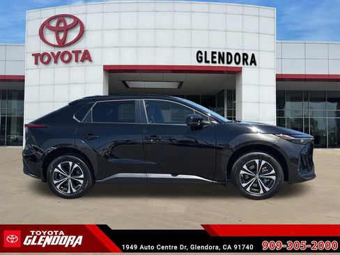 Certified 2025 Toyota bZ4X FWD w/ Weather Package image 12