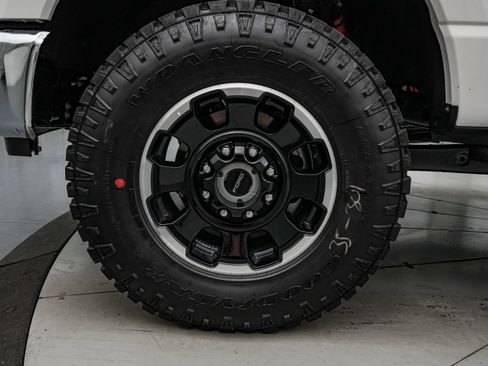 New 2026 Ford F250 Lariat w/ Tremor Off-Road Package image 11