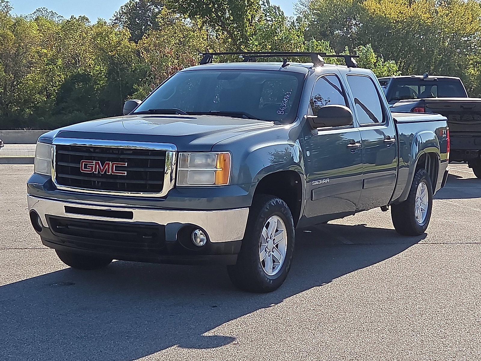 Used 2011 GMC Sierra 1500 SLE w/ Power Tech Package AWD/4WD image 2