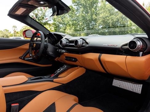 Used 2023 Ferrari 812 GTS RWD image 17