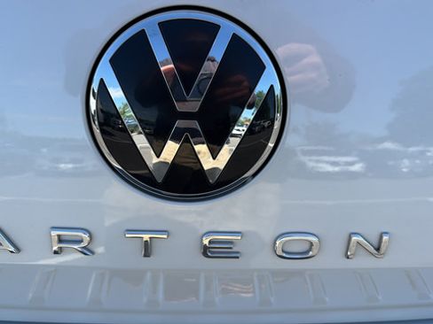 Used 2023 Volkswagen Arteon SEL Premium AWD/4WD image 30