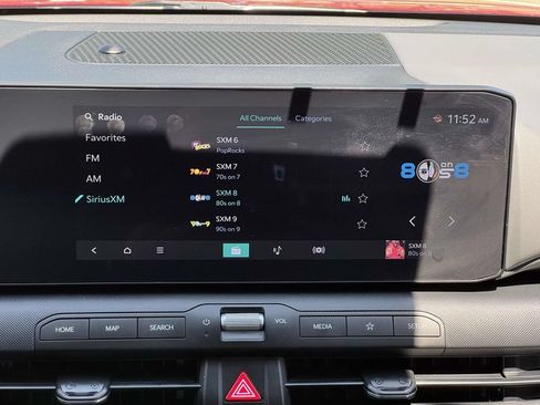 Used 2025 Kia K4 FWD image 3