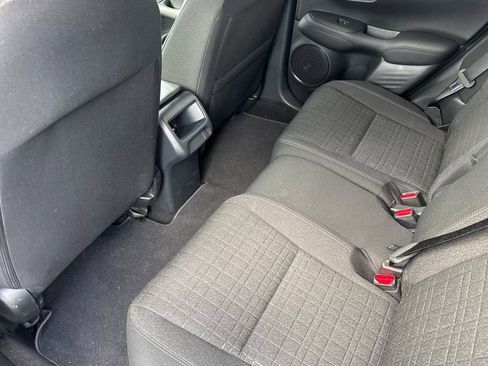 Certified 2026 Honda HR-V LX image 11