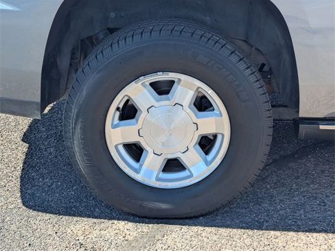 Used 2020 GMC Yukon Denali w/ Denali Premium Package image 9