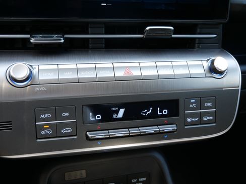 Certified 2026 Hyundai Kona SEL Sport AWD/4WD image 22