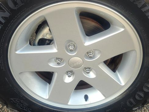 Used 2015 Jeep Wrangler Sport w/ Quick Order Package 24S image 39