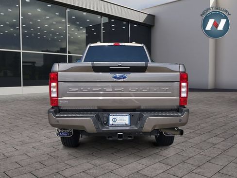 Used 2021 Ford F350 XLT w/ XLT Value Package AWD/4WD image 4