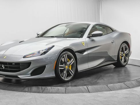 Used 2019 Ferrari Portofino image 61