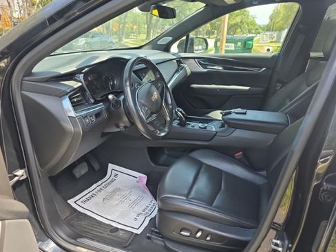 Used 2023 Cadillac XT5 Premium Luxury AWD/4WD image 9