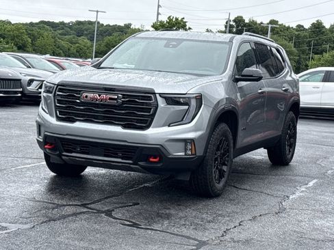 New 2026 GMC Acadia AT4 w/ Luxury Package AWD/4WD image 13