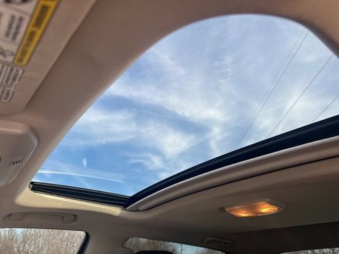 Used 2015 Toyota Tundra Platinum image 27