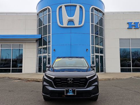 Used 2024 Honda CR-V EX image 2
