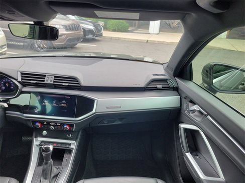 Used 2020 Audi Q3 2.0T Premium w/ Convenience Package image 48