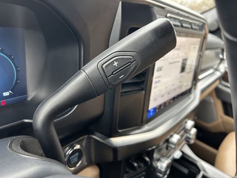 Used 2023 Ford F250 Lariat w/ Chrome Package image 63