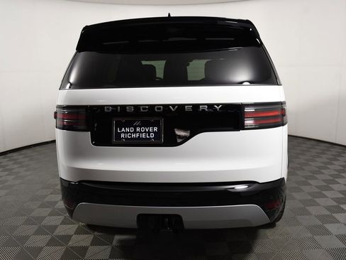 New 2026 Land Rover Discovery Limited Edition image 5