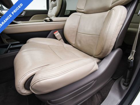 Used 2022 Lincoln Navigator Reserve image 58