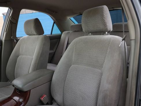 Used 2003 Toyota Camry LE FWD image 18