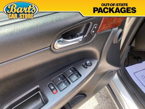 Used 2007 Chevrolet Impala LTZ FWD image 23
