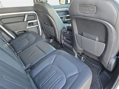 Certified 2021 Land Rover Defender 110 X-Dynamic SE image 13