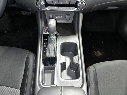 New 2025 Nissan Sentra SV image 17