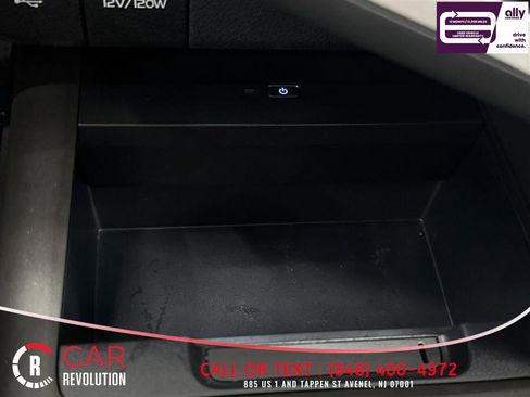 Used 2023 Toyota Camry XSE image 31