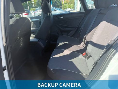 Used 2025 Volkswagen Jetta Sport FWD image 11