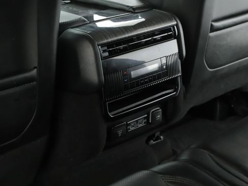 Used 2022 Jeep Wagoneer Series II AWD/4WD image 7