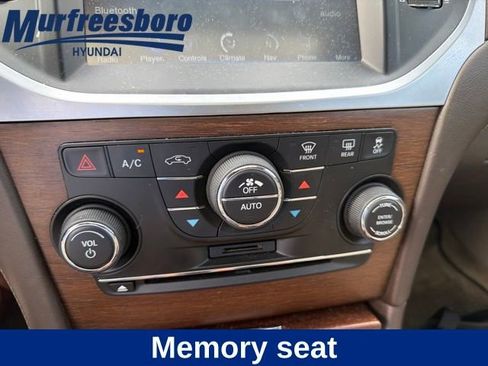 Used 2012 Chrysler 300 C Luxury Series RWD image 9