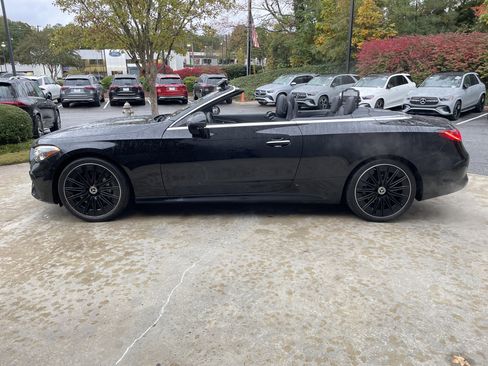 Certified 2024 Mercedes-Benz CLE 300 4MATIC Cabriolet image 23