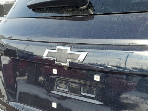 Certified 2022 Chevrolet Trax LT w/ LT Convenience Package image 31