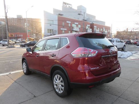 Used 2016 Nissan Rogue S image 5