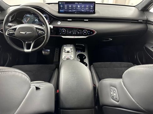 Used 2022 Genesis GV70 3.5T Sport w/ Sport Prestige Package AWD/4WD image 23