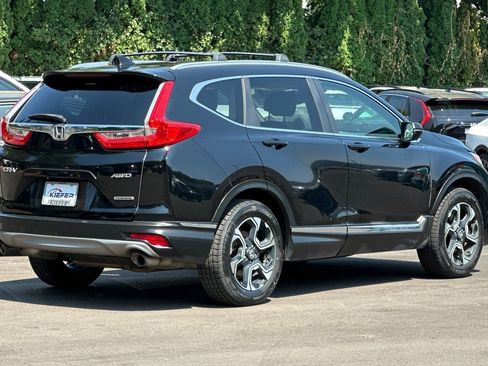 Used 2019 Honda CR-V Touring image 4