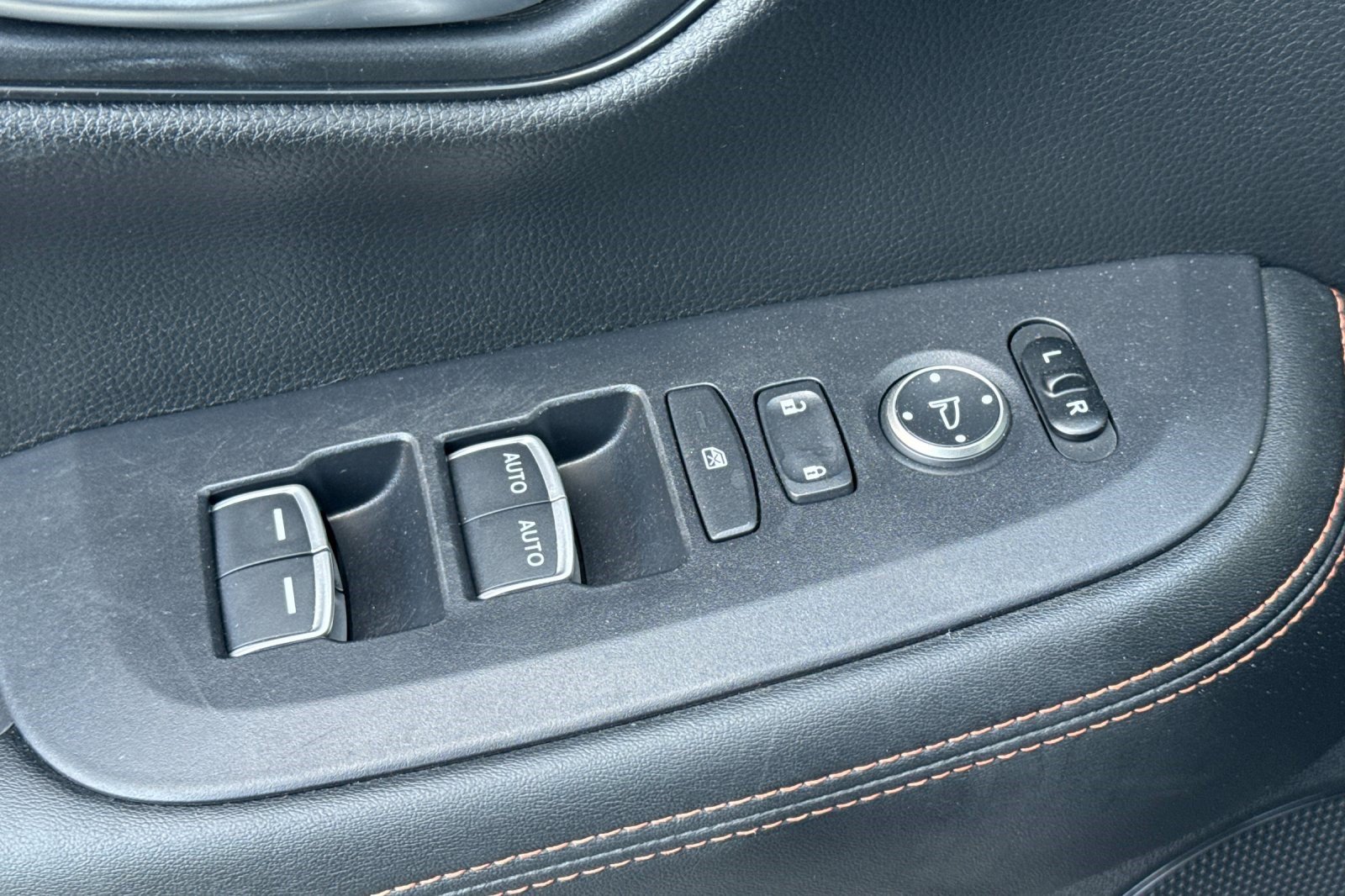 Used 2024 Honda HR-V Sport image 14