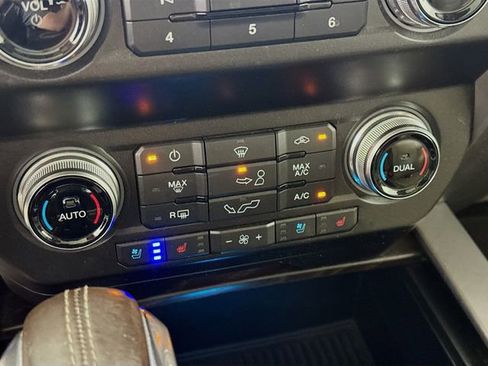 Used 2019 Ford F150 Limited w/ Trailer Tow Package image 19