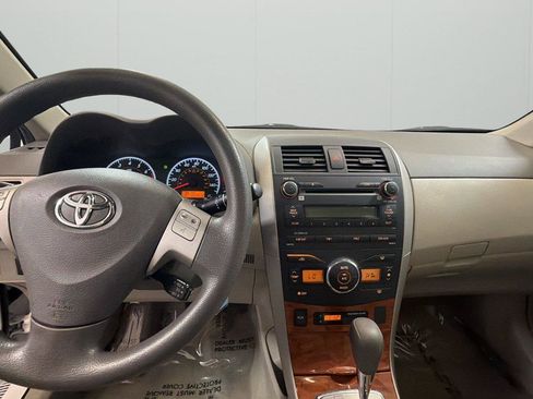 Used 2010 Toyota Corolla XLE FWD image 20