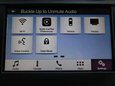 Used 2018 Ford Fusion SE w/ Fusion SE Technology Package FWD image 31