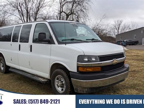 Used 2019 Chevrolet Express 3500 LT w/ LT Preferred Equipment Group image 1